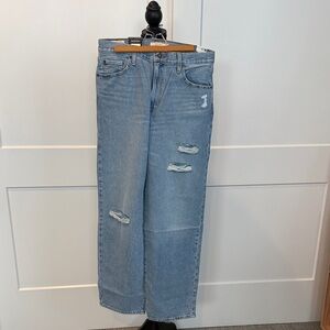 Levi's Women's Light Blue Straight Leg Jeans